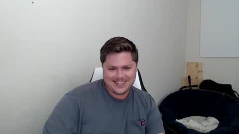 Snapshot of purplecups chatting on April 2026 08:58:02 PM purplecups online show from April 2026 08:58:02 PM