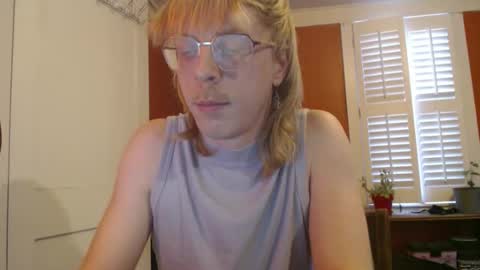 Snapshot of purpleicecream chatting on February 2026 10:31:01 PM purpleicecream online show from February 2026 10:31:01 PM