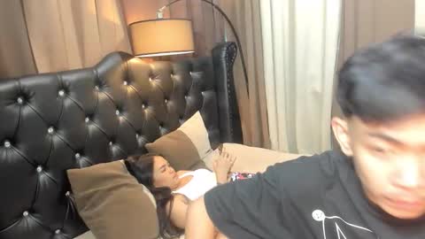 Anna online show from October 2025 08:00:02 PM