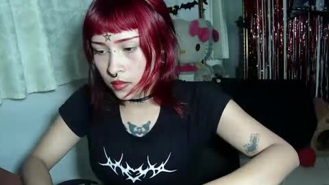 Snapshot of pussycatt666 chatting on November 2025 12:22:02 AM Katiux online show from November 2025 12:22:02 AM