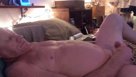 Snapshot of pussyeat2please chatting on February 2025 12:17:02 PM Rick online show from February 2025 12:17:02 PM