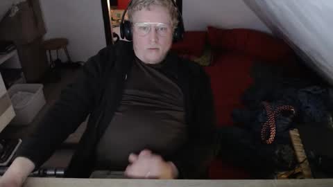 pussylovercb online show from May 2026 08:43:02 AM