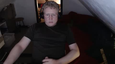 pussylovercb online show from May 2026 10:30:02 PM
