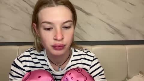 Lina online show from February 2026 09:41:01 PM