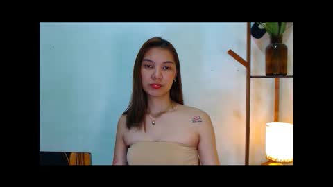 Snapshot of pussywetandwild chatting on February 2026 05:59:02 AM LHARA online show from February 2026 05:59:02 AM