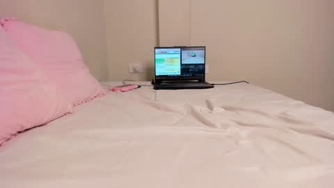 Snapshot of pvssi_ chatting on January 2025 11:06:02 PM Sophy online show from January 2025 11:06:02 PM