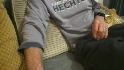 pyro5962 online show from October 2025 12:33:01 AM