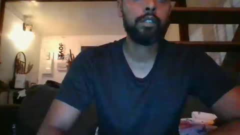 Python online show from October 2025 03:34:04 PM