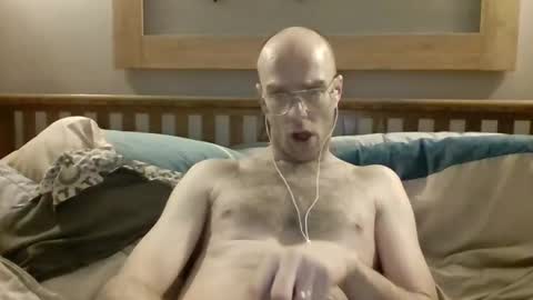 q2phq2ph online show from April 2026 03:17:01 PM