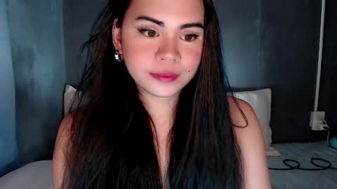 Snapshot of qt_luna18 chatting on June 2026 06:12:01 PM qt_luna18 online show from June 2026 06:12:01 PM