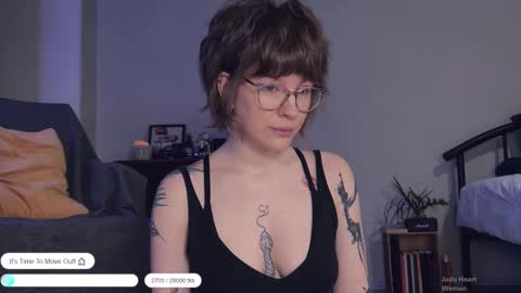    online show from December 2025 02:11:01 PM