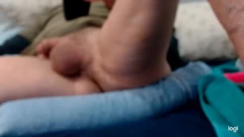 Snapshot of quay17 chatting on December 2024 09:51:01 AM Quay17 online show from December 2024 09:51:01 AM