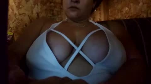 Snapshot of queen1309499253 chatting on October 2025 06:49:02 PM queen1309499253 online show from October 2025 06:49:02 PM