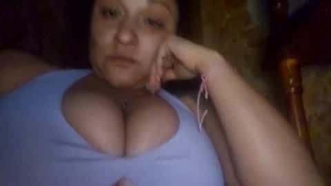 Snapshot of queen1309499253 chatting on February 2026 01:15:02 AM queen1309499253 online show from February 2026 01:15:02 AM