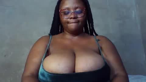 queen2302 online show from April 2026 09:12:02 PM