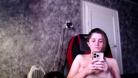 Snapshot of queen4565 chatting on November 2025 08:25:01 AM Lola online show from November 2025 08:25:01 AM