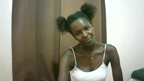 Snapshot of queen_0012 chatting on April 2026 07:23:02 AM asher online show from April 2026 07:23:02 AM