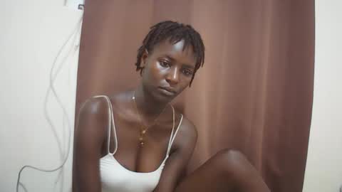 Snapshot of queen_0012 chatting on May 2026 05:10:01 PM asher online show from May 2026 05:10:01 PM