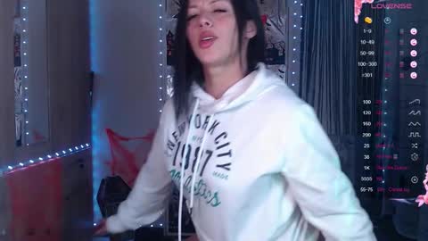 Queen Abby online show from October 2025 05:58:02 PM