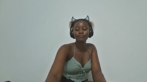 Snapshot of queen_diveer chatting on September 2025 04:00:02 PM queen_diveer online show from September 2025 04:00:02 PM