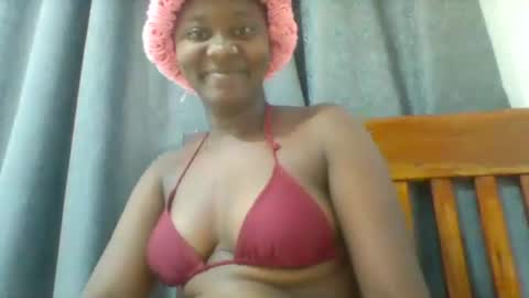 Snapshot of queen_diveer chatting on October 2025 04:32:02 AM queen_diveer online show from October 2025 04:32:02 AM