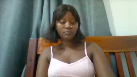 Snapshot of queen_diveer chatting on October 2025 02:53:01 AM queen_diveer online show from October 2025 02:53:01 AM
