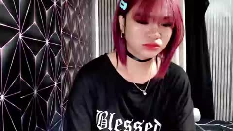 Snapshot of queen_elicktra chatting on November 2025 06:52:02 PM JOY online show from November 2025 06:52:02 PM