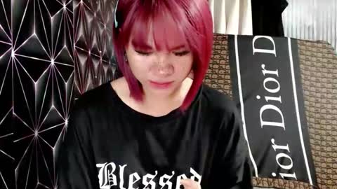 Snapshot of queen_elicktra chatting on December 2025 10:06:01 PM JOY online show from December 2025 10:06:01 PM