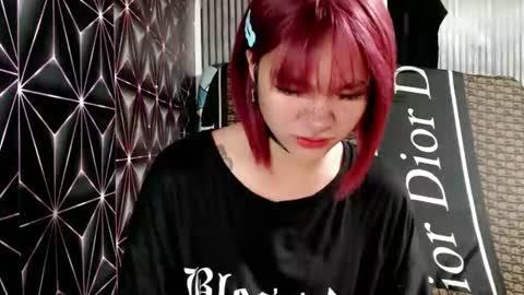 Snapshot of queen_elicktra chatting on December 2025 06:10:02 AM JOY online show from December 2025 06:10:02 AM