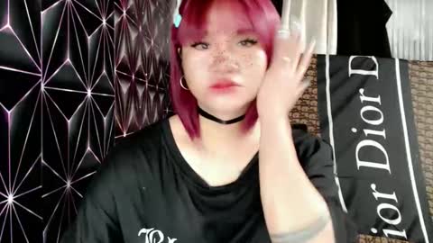 Snapshot of queen_elicktra chatting on February 2026 10:28:01 PM JOY online show from February 2026 10:28:01 PM