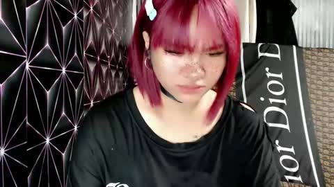 Snapshot of queen_elicktra chatting on February 2026 01:45:01 AM JOY online show from February 2026 01:45:01 AM