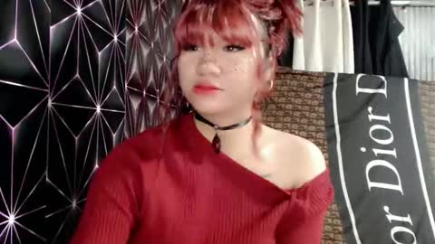 Snapshot of queen_elicktra chatting on April 2026 04:15:02 PM JOY online show from April 2026 04:15:02 PM