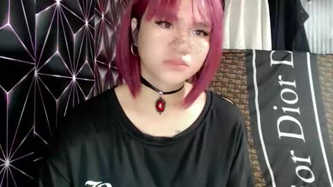 Snapshot of queen_elicktra chatting on April 2026 08:24:02 PM JOY online show from April 2026 08:24:02 PM