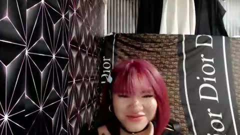 Snapshot of queen_elicktra chatting on April 2026 11:16:02 PM JOY online show from April 2026 11:16:02 PM