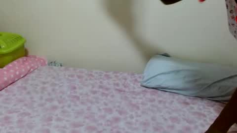 queen ema online show from March 2026 09:40:02 PM