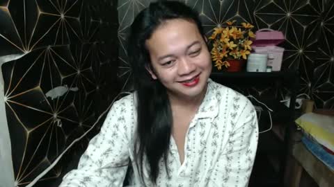 queen_ennah online show from December 2024 01:14:01 AM