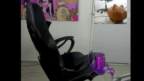 queen_findom1 online show from February 2026 06:22:01 AM