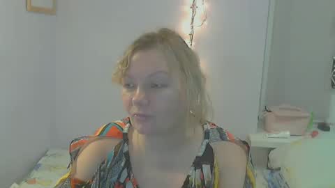 Snapshot of queen_jane8 chatting on January 2025 04:56:02 PM queen_jane8 online show from January 2025 04:56:02 PM