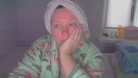 Snapshot of queen_jane8 chatting on October 2025 09:10:02 AM queen_jane8 online show from October 2025 09:10:02 AM