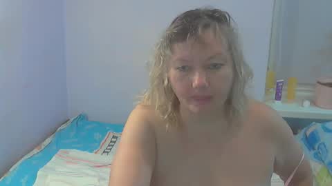 queen_jane8 online show from November 2025 05:23:01 PM