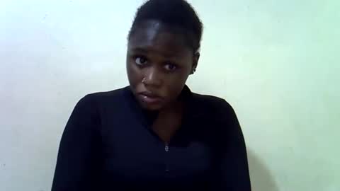 queen_leilla online show from May 2026 02:56:02 PM