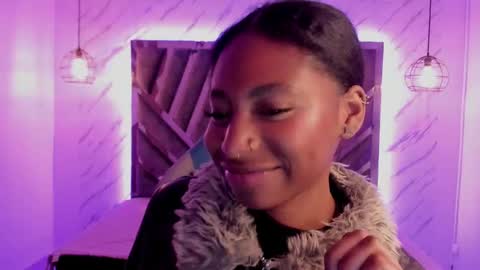 Snapshot of queen_perla_ chatting on December 2024 11:40:02 PM online show from December 2024 11:40:02 PM