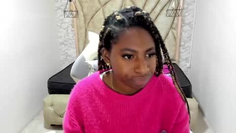 Snapshot of queen_perla_ chatting on January 2025 11:14:01 AM online show from January 2025 11:14:01 AM