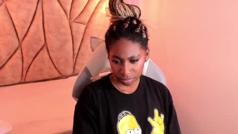 Snapshot of queen_perla_ chatting on January 2025 09:28:01 PM online show from January 2025 09:28:01 PM