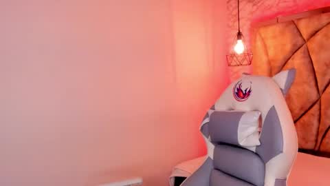 Snapshot of queen_perla_ chatting on February 2025 07:06:02 PM online show from February 2025 07:06:02 PM