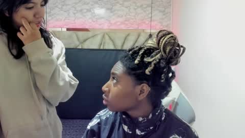 Snapshot of queen_perla_ chatting on February 2025 12:19:02 PM online show from February 2025 12:19:02 PM