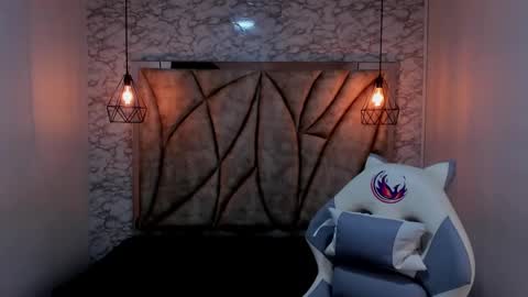 Snapshot of queen_perla_ chatting on February 2025 12:01:02 PM online show from February 2025 12:01:02 PM