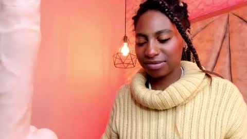 Snapshot of queen_perla_ chatting on February 2025 03:03:02 PM online show from February 2025 03:03:02 PM