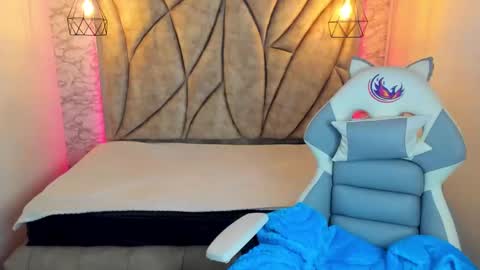 Snapshot of queen_perla_ chatting on March 2025 12:11:02 PM online show from March 2025 12:11:02 PM
