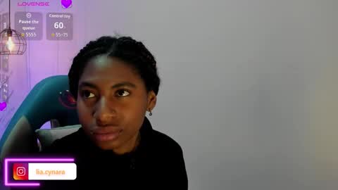 Snapshot of queen_perla_ chatting on September 2025 11:10:01 AM online show from September 2025 11:10:01 AM